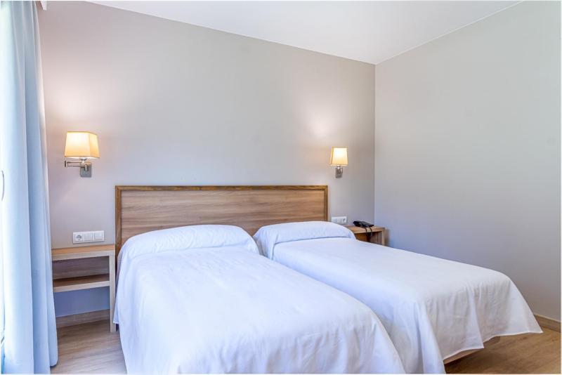 Hotel Jaume D'Urgell Balaguer Extérieur photo